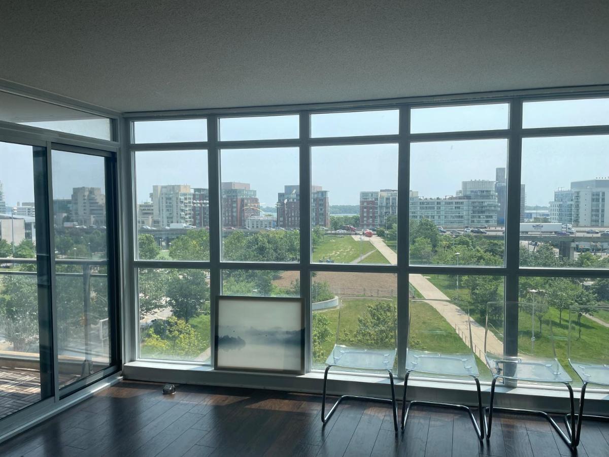 تورونتو Three Br Condo Step To Cn Tower Rogers Center With Free Parking المظهر الخارجي الصورة