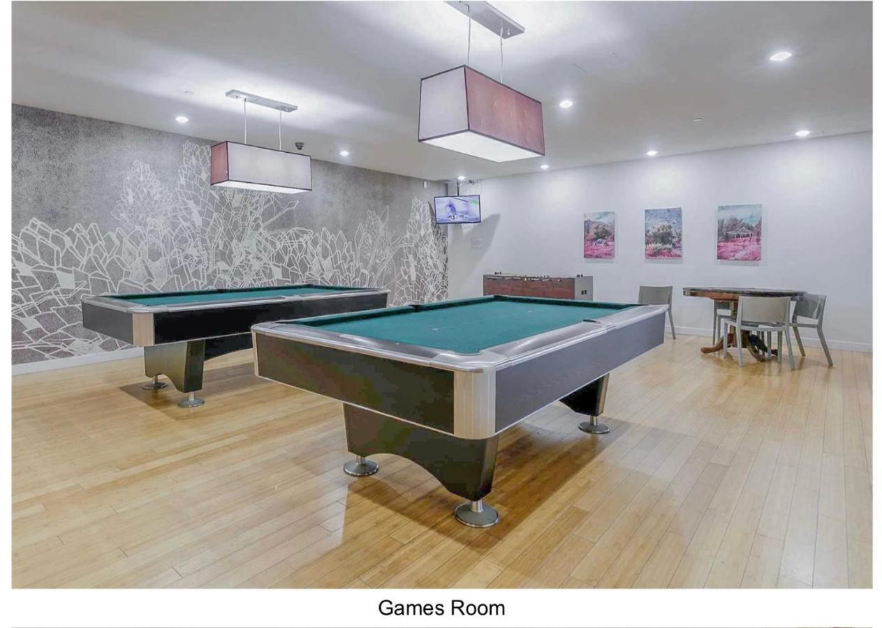 تورونتو Three Br Condo Step To Cn Tower Rogers Center With Free Parking المظهر الخارجي الصورة