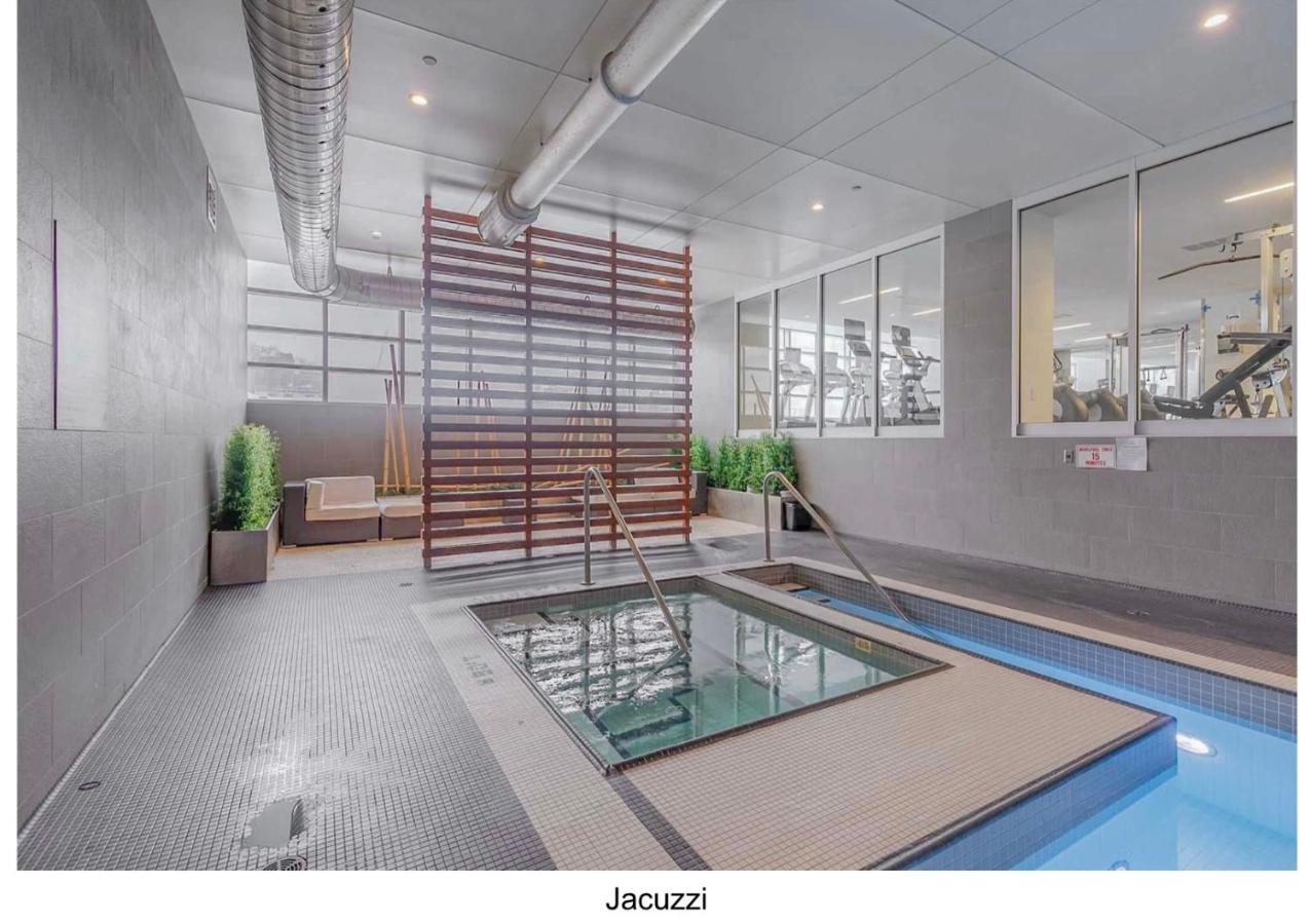 تورونتو Three Br Condo Step To Cn Tower Rogers Center With Free Parking المظهر الخارجي الصورة